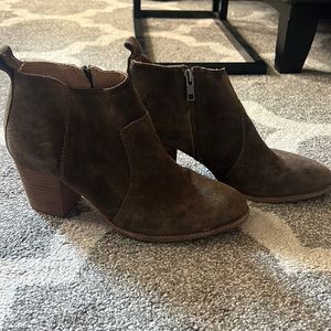Madewell Brown Suede Booties